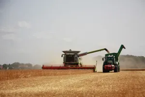 EDparts - oryginalne części do ciągników i maszyn rolniczych w jednym miejscu